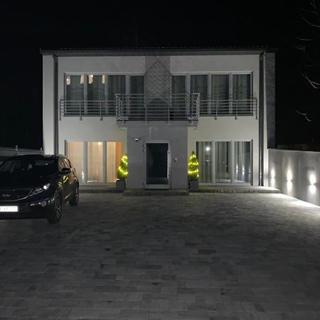 Apartamenty Miechow Exterior photo